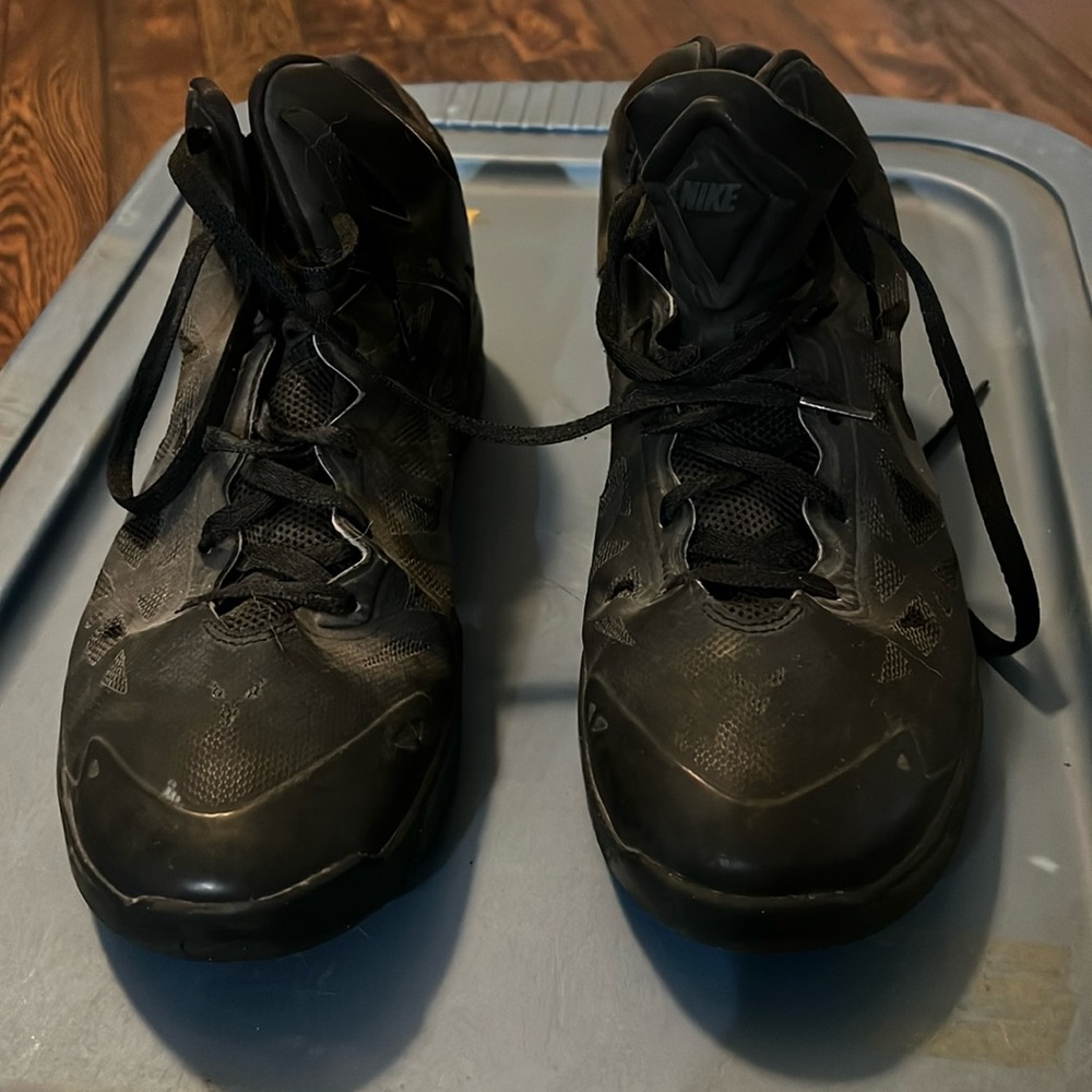 Nike mens shoes all black size 13 zoom